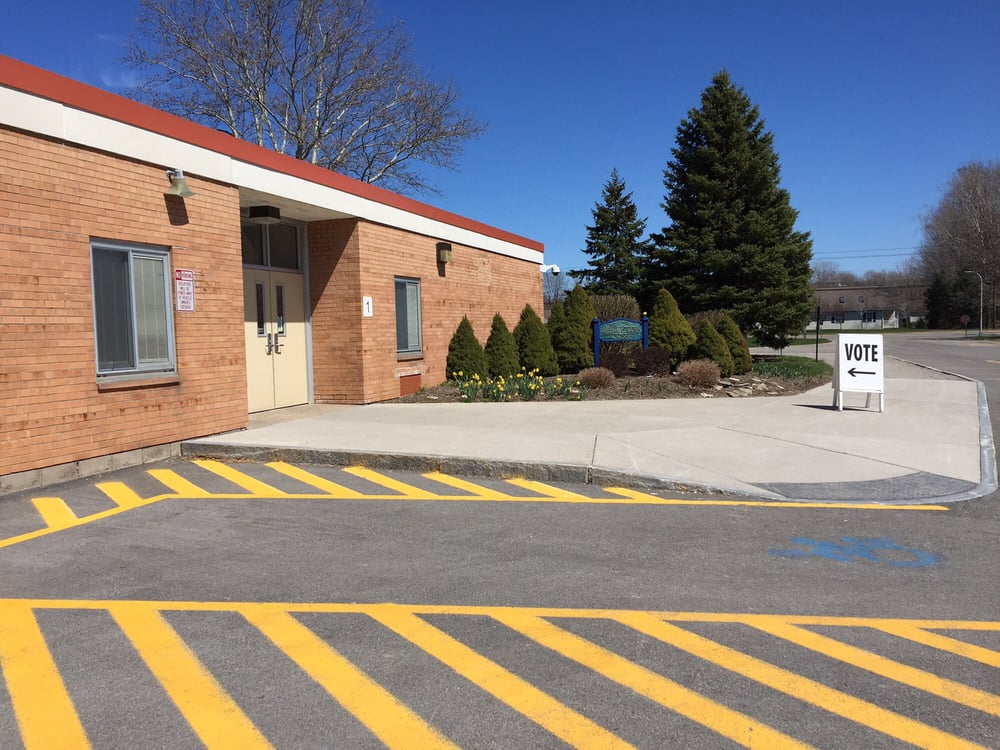 MUNN ELEM SCHOOL 2333 Manitou Rd, Spencerport, New York Elementary