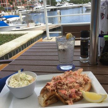 Dive Bar Restaurant - Lobster Roll and Marina Dive Bar - Seafood Near Me - Jupiter, Florida