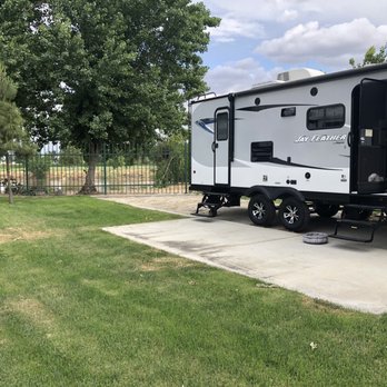 Bakersfield River Run - RV Parks Near Me - Bakersfield, California