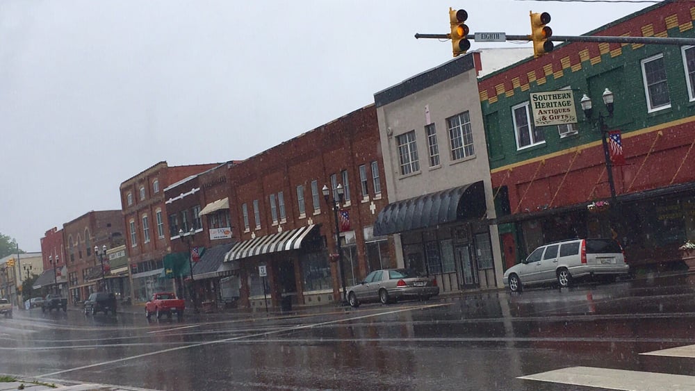 ETOWAH CITY OF 858 8th St, Etowah, Tennessee Colleges