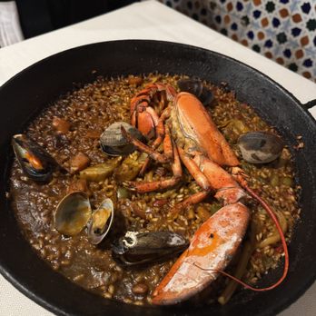 Los Caracoles - lobster paella - Spanish Near Me - Barcelona, B