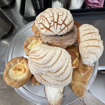 Panaderia La Barca - Pan dulce - Bakeries Near Me - Pomona, California Panaderia La Barca - Pan dulce - Bakeries Near Me - Pomona, California