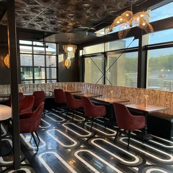 Runaway Whiskey & Wine