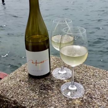 Weingut Aufricht - Wineries Near Me - Stetten, BW