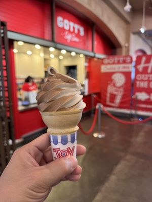 Gott's Ferry Building by null