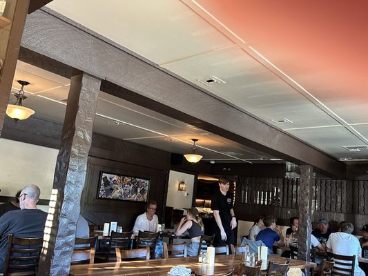 Driftwood Restaurant & Lounge by null