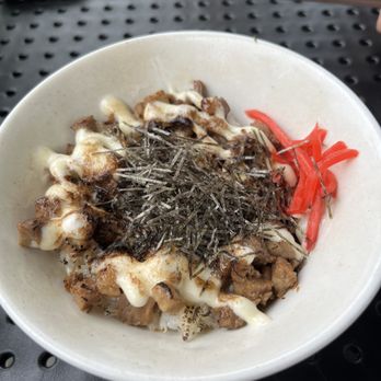 KINTON RAMEN BROSSARD - Pork and rice - Ramen Near Me - Brossard, Quebec KINTON RAMEN BROSSARD - Pork and rice - Ramen Near Me - Brossard, Quebec
