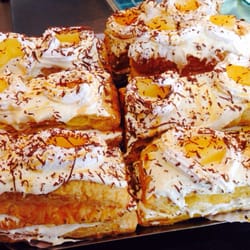 Pastelaria Gombá - Folhado de Ananás