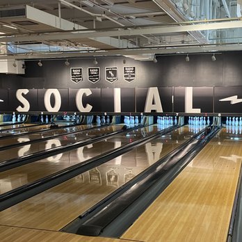 Radio Social - SUCH a cool repurpose of the old radio manufacturing facility!!! - Bars Near Me - Rochester, New York Radio Social - SUCH a cool repurpose of the old radio manufacturing facility!!! - Bars Near Me - Rochester, New York