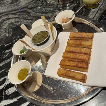 Foreigner Restaurant - Caviar - New American Near Me - Orlando, Florida Foreigner Restaurant - Caviar - New American Near Me - Orlando, Florida