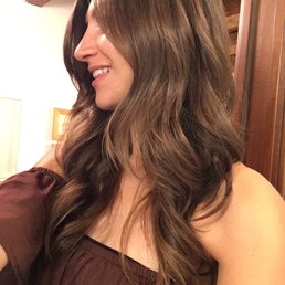 My new haircut after the first time washing and styling it at home. Love these layers!