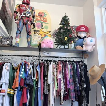 Vangsworld - Cool - Used, Vintage & Consignment Near Me - Fullerton, California Vangsworld - Cool - Used, Vintage & Consignment Near Me - Fullerton, California