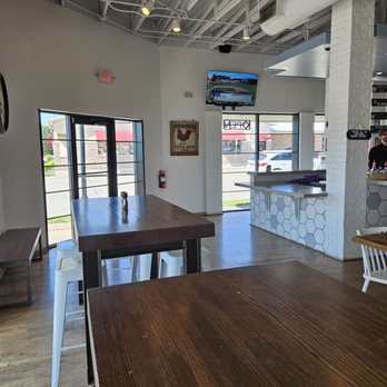 Haystack Burgers and Barley - Seating - Burgers Near Me - Frisco, Texas