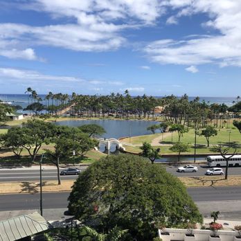 Mariposa - Ala Moana - New American Near Me - Honolulu, Hawaii