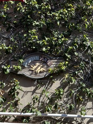 A Votre Santé by null