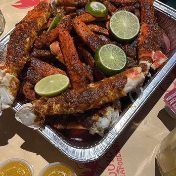 Juicy Seafood & Bar - King Crab,snow crab and shrimp! Delicious!! - Seafood Near Me - Cedar Hill, Texas Juicy Seafood & Bar - King Crab,snow crab and shrimp! Delicious!! - Seafood Near Me - Cedar Hill, Texas