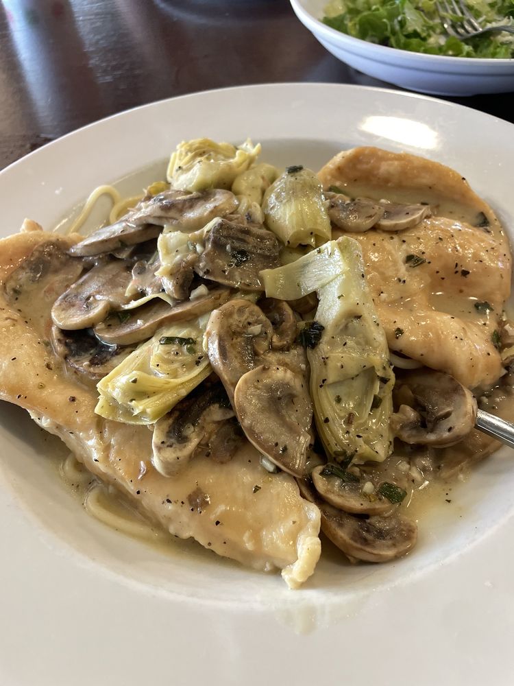 La Bella Tavola Logo