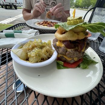 EatZ On The Corner - Big mouth burger with cabbage! - American Near Me - Pine Mountain, Georgia