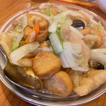 Wonton Gourmet & BBQ - Deep fried tofu w/fish fillet - Chinese Near Me - Cleveland, Ohio Wonton Gourmet & BBQ - Deep fried tofu w/fish fillet - Chinese Near Me - Cleveland, Ohio