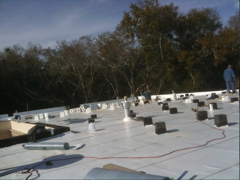 Slide of G & G Roofing