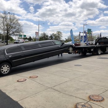 Expert Towing - Limousine tow - Towing Near Me