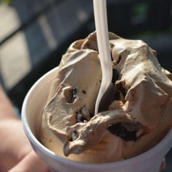 Amish Frozen Custard & Soft Serve Ice Cream - Salted caramel and Oreo flurry