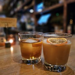 Kantina - New old fashioned and Lost paradise cocktails