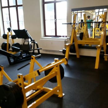 Temple Gym - Gyms Near Me - Dresden, SN
