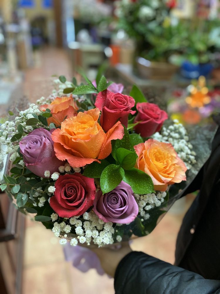 NEW HYDE PARK FLORIST Updated October 2024 72 Photos & 71 Reviews