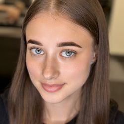Mile High Modern Beauty - Beautifully shaped and tinted eyebrows