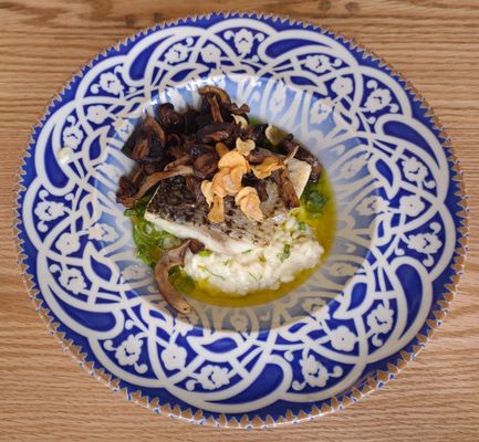 Comedor Nishi by null Comedor Nishi by null