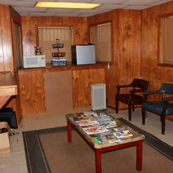 Madison Automotive - Waiting area