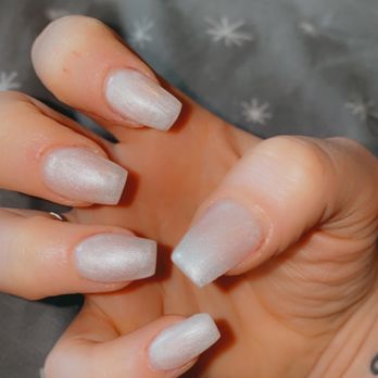 Happy Nails - Acrylic set with pearl - Nail Salons Near Me - Cedar Rapids, Iowa
