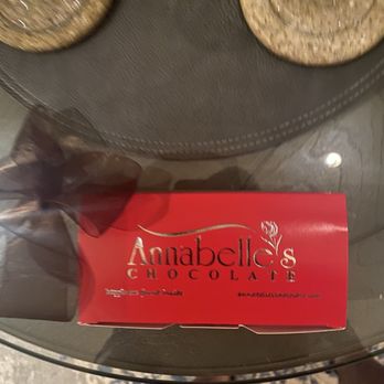 Eden Vale Inn - Handmade Chocolates from Annabelle's Chocolate Lounge - Bed & Breakfast Near Me - Placerville, California