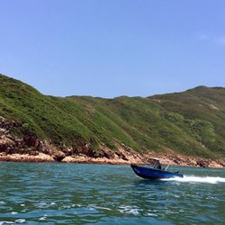 鹹田灣