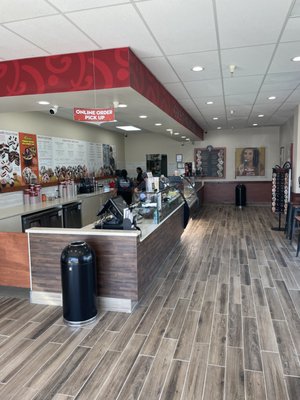 Cold Stone Creamery by null