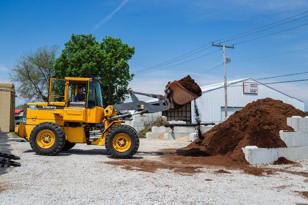 Clippers Lawn & Landscape - tree service in Decatur, IL