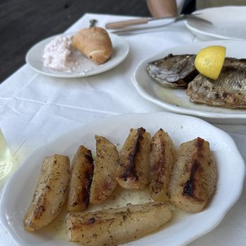 Elias Corner - Mediterranean Near Me - Astoria, New York
