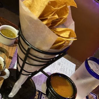 Oh! Mexico - Nice presentation of the chips and variety of salsa - Mexican Near Me - Miami Beach, Florida Oh! Mexico - Nice presentation of the chips and variety of salsa - Mexican Near Me - Miami Beach, Florida