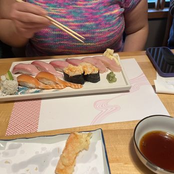 Izumi - Sushi platter - Sushi Bars Near Me - Kirkland, Washington
