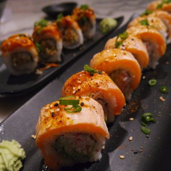 Ebaes - Seared Salmon Roll Pcs - Ramen Near Me - Los Angeles, California