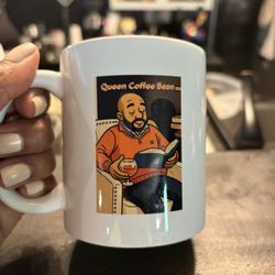 Every queen needs her king, so she put her king on the mug.