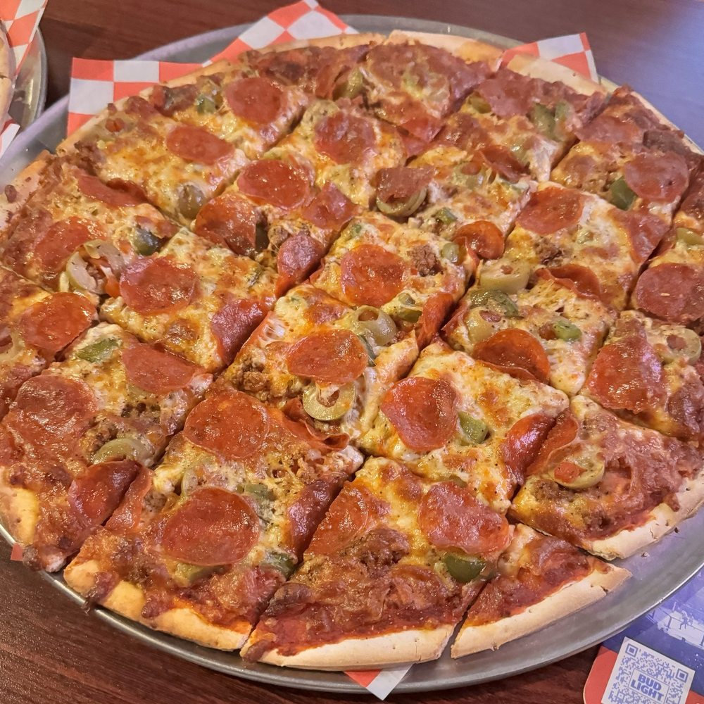 Plaza Pub - Mad Max - Pubs Near Me - Des Moines, Iowa Plaza Pub - Mad Max - Pubs Near Me - Des Moines, Iowa