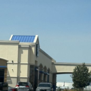 Goodwill Industries Sacramento Valley & Northern Nevada - Donation line totally empty on midday Monday - Thrift Stores Near Me - Elk Grove, California Goodwill Industries Sacramento Valley & Northern Nevada - Donation line totally empty on midday Monday - Thrift Stores Near Me - Elk Grove, California