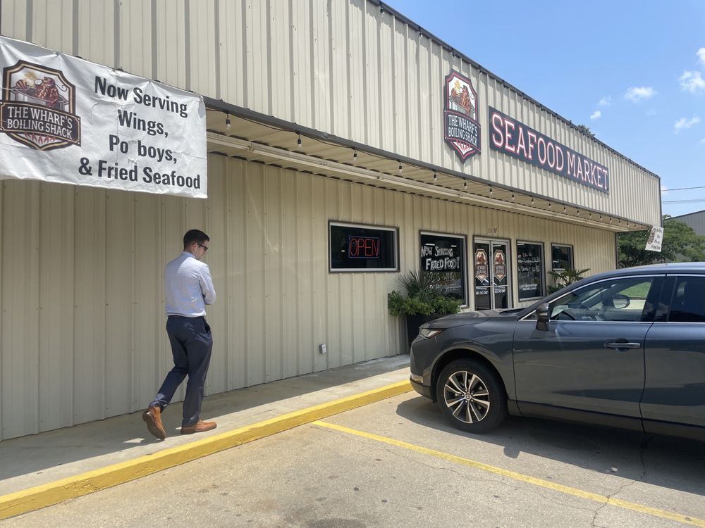 THE SEAFOOD MARKET Updated August 2024 990 S 13th Ave, Laurel