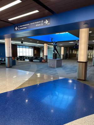 Sioux Falls Regional Airport by null