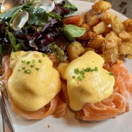 Eggs Benedict