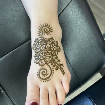 Rose Threading - Henna - Threading Services Near Me - Mira Loma, California Rose Threading - Henna - Threading Services Near Me - Mira Loma, California