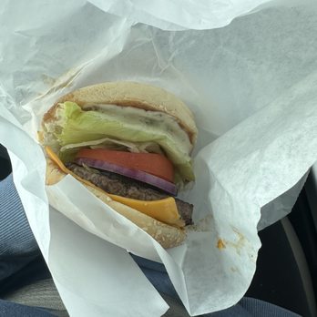 Village Drive-In - Single cheeseburger deluxe - Burgers Near Me - Sacramento, California Village Drive-In - Single cheeseburger deluxe - Burgers Near Me - Sacramento, California