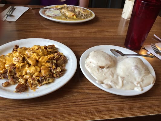 Sandy's Country Junction by null